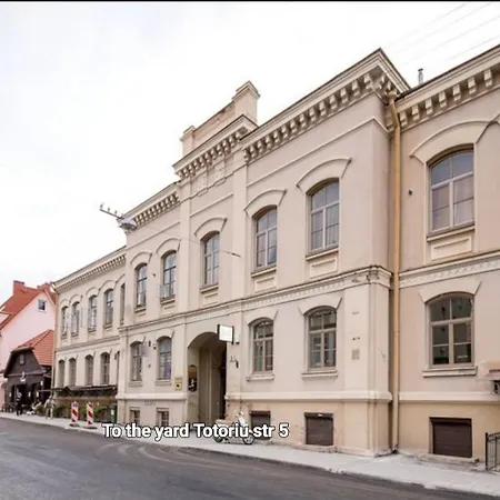 Happy Inn Toto Old Town, Self Check, Parking In The Yard, Vilnius Exterior photo